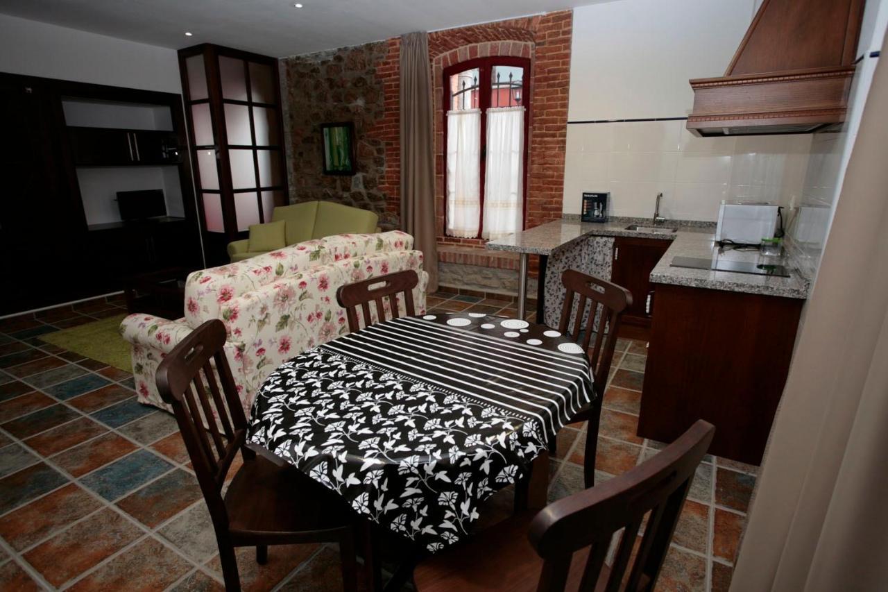 Casa Josefita Apartment Villamayor  ภายนอก รูปภาพ