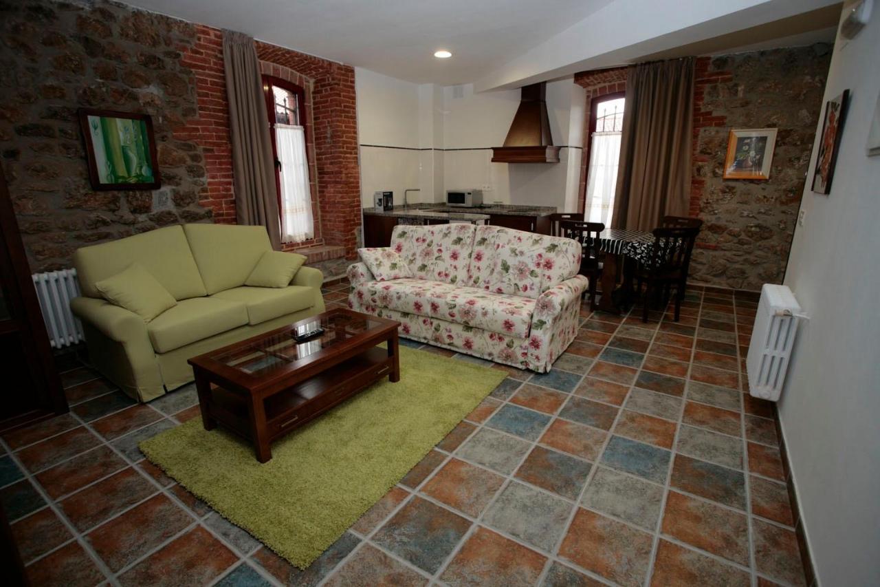 Casa Josefita Apartment Villamayor  ภายนอก รูปภาพ
