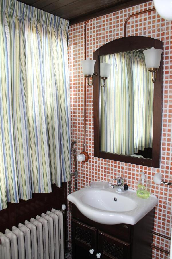 Casa Josefita Apartment Villamayor  ภายนอก รูปภาพ