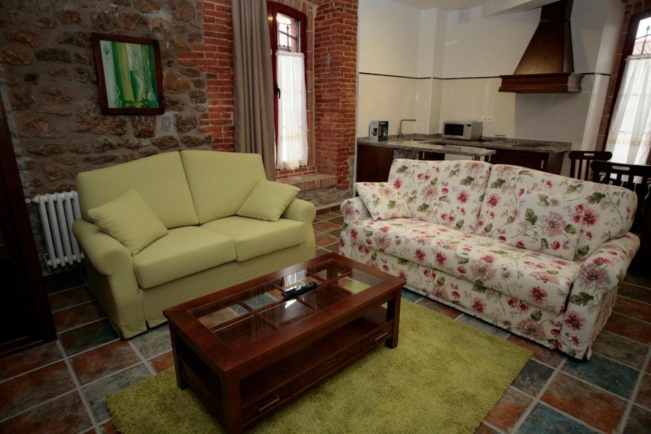 Casa Josefita Apartment Villamayor  ภายนอก รูปภาพ